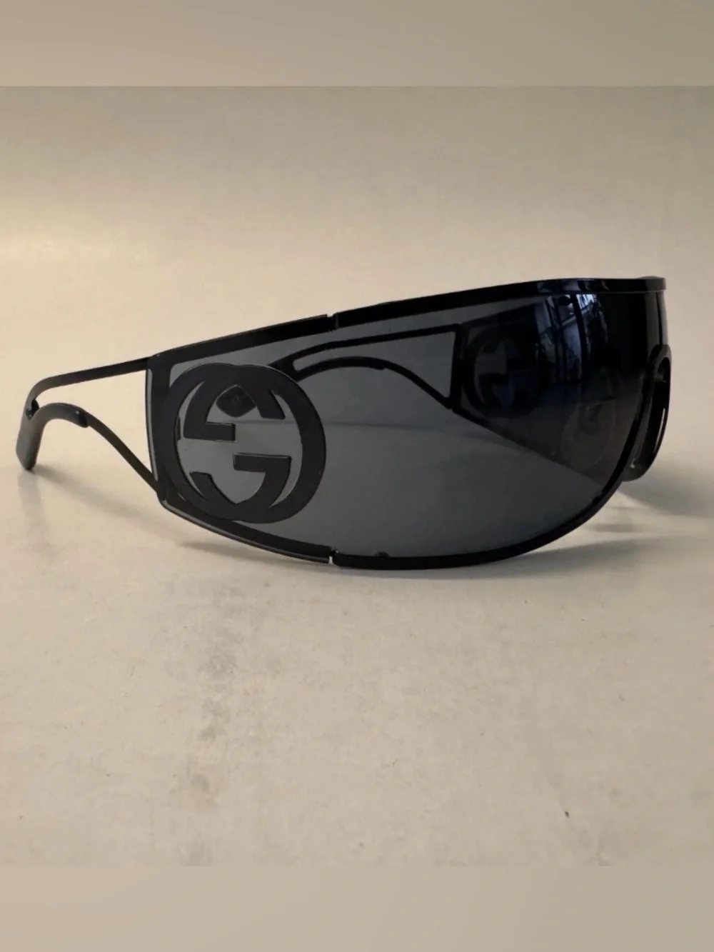 💯 🕶️ Authentic Gucci Black GG Shield Sunglasses 😎 rare
